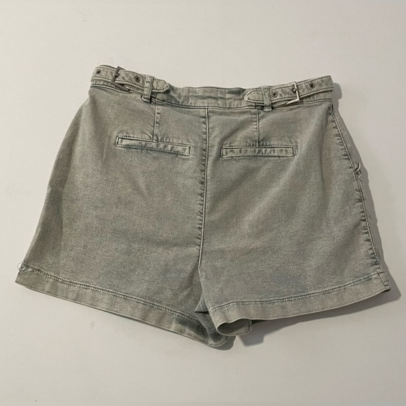 Ted Baker Malin Tailored Denim Shorts Wrap buckle waist pleated 32 - Picture 7 of 11